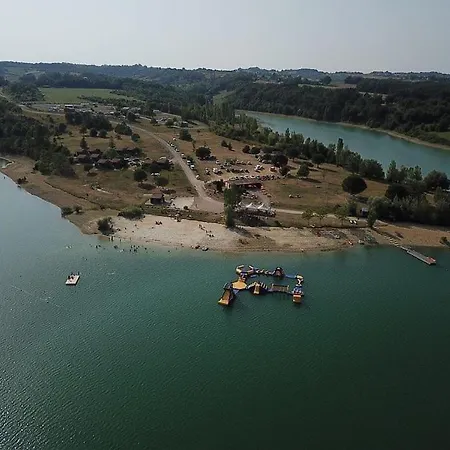 Les Chalets Du Lac De La Gimone Saint-Blancard Exterior photo