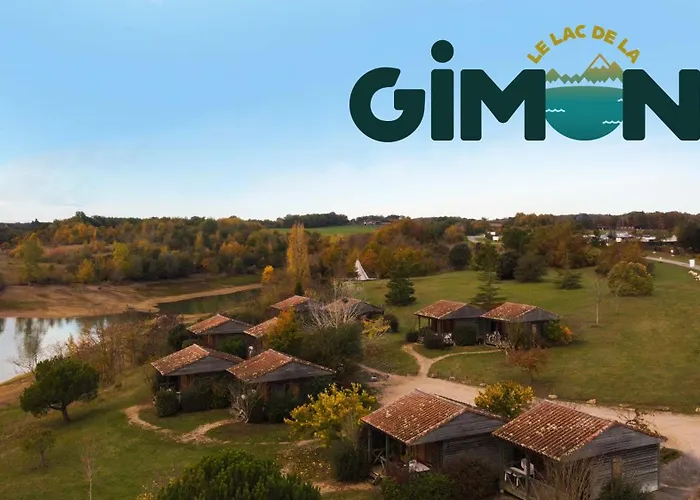 Les Chalets Du Lac De La Gimone
